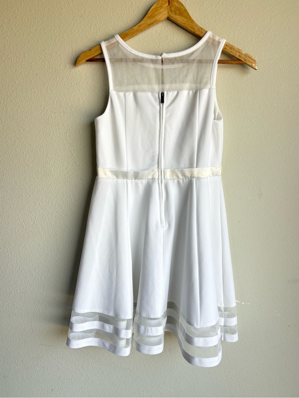 Calvin Klein White Sheer-Yoke Bow A-Line Dress - Picture 2 of 7